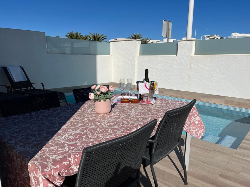 Luxury Three Bedroom Villa with Private pool and rooftop Solarium House in San Pedro del Pinatar