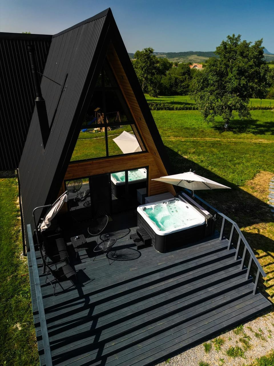 Day, Natural landscape, Garden, Hot Tub, Pool view