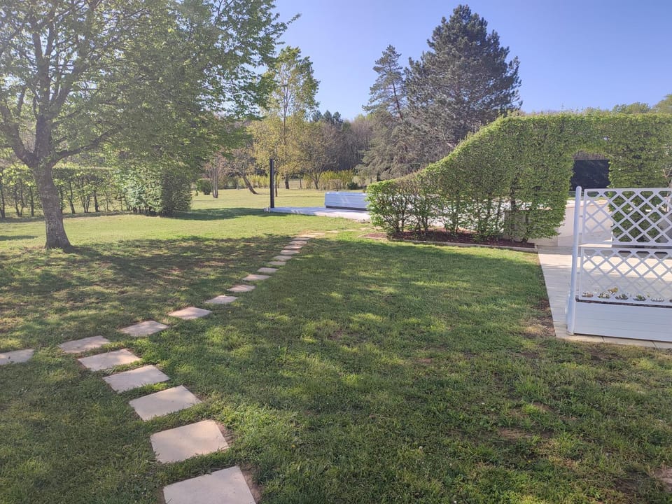 Garden, Garden view