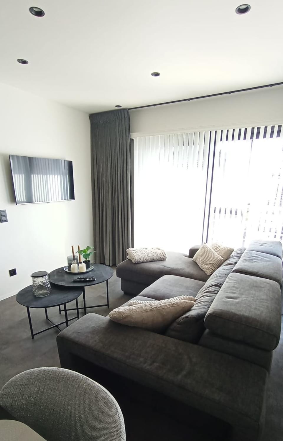 TV and multimedia, Living room, Seating area