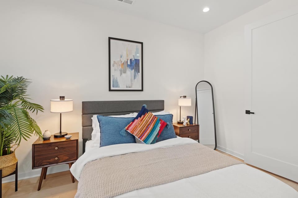 Bed, Bedroom