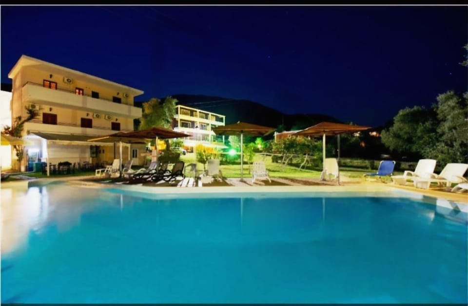 Irinis Garden Apartment hotel in Peloponnese, Western Greece and the Ionian