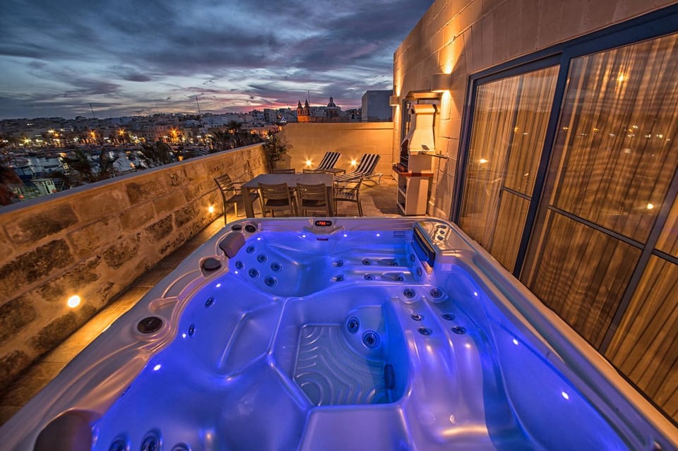 Quayside Apartments Apartment in Malta