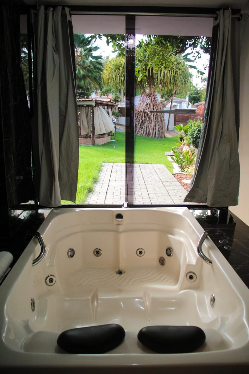 Natural landscape, Bedroom, Garden view