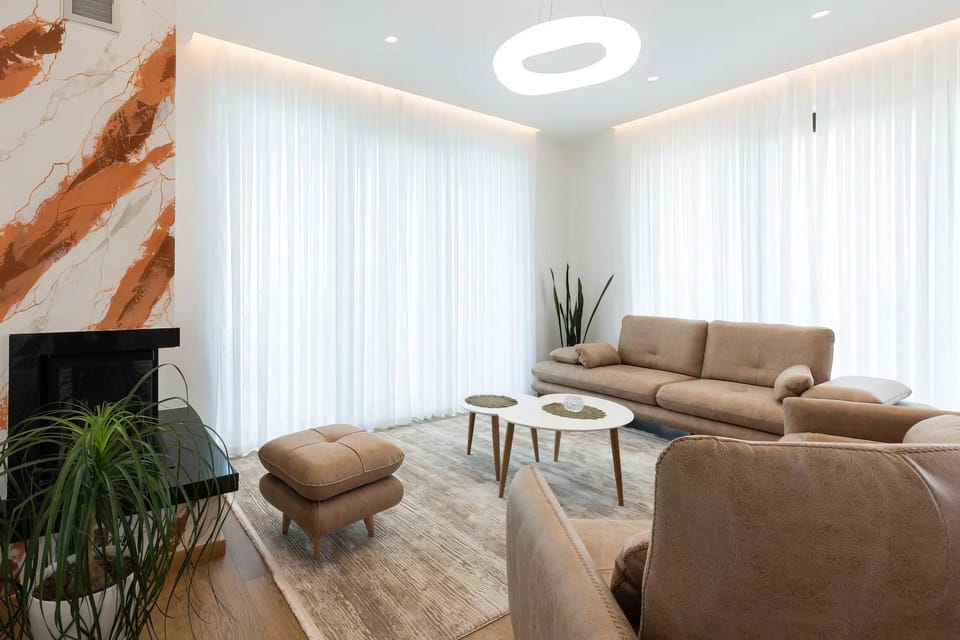 TV and multimedia, Seating area, flat iron