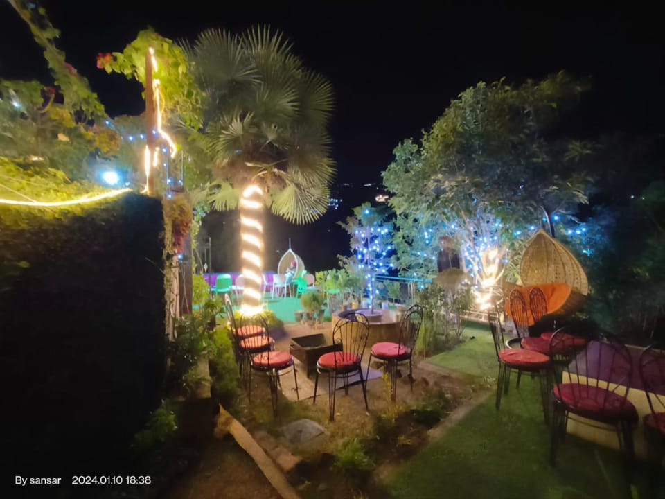 Garden, Garden view