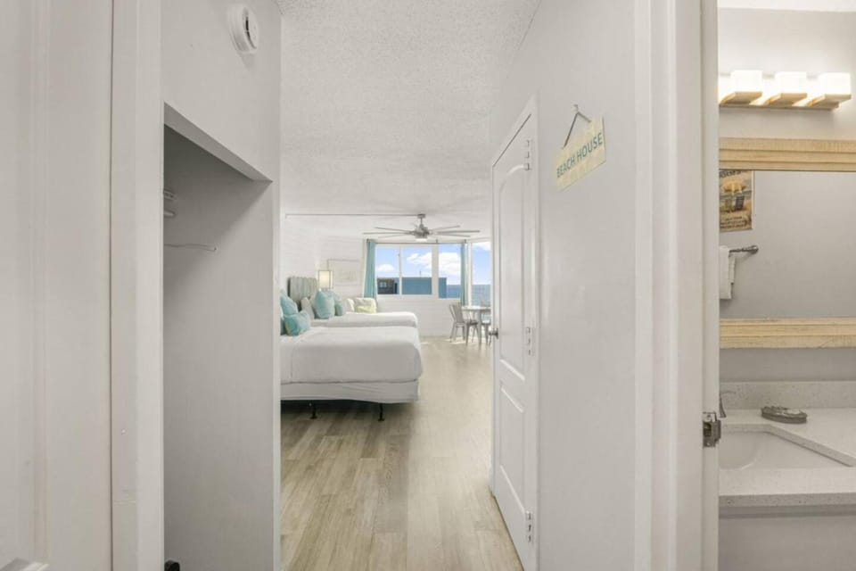 Sea the Gulf - Top of the Gulf 809 - Luxury Resort House in Panama City Beach