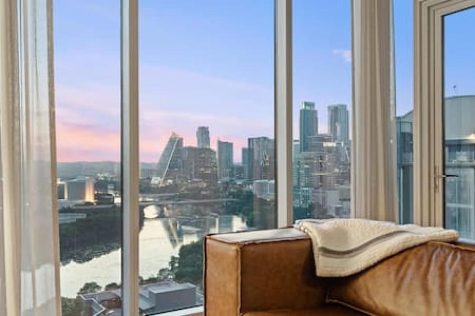 Living room, Seating area, City view, River view