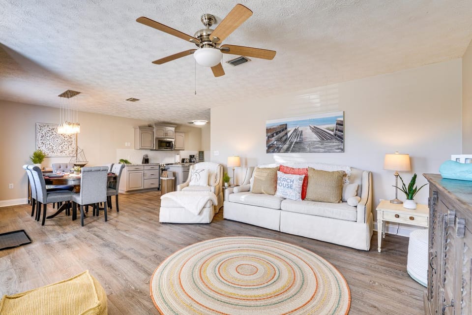 Panama City Beach House w/ Patio, Walk to Ocean House in Lower Grand Lagoon