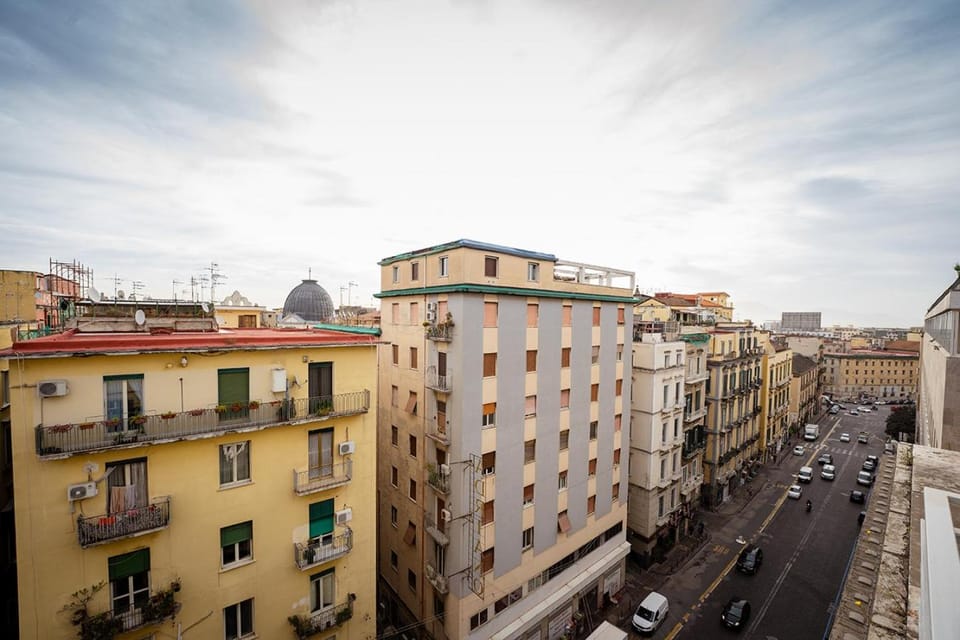 Property building, Day, Neighbourhood, City view, Street view, Location, Parking