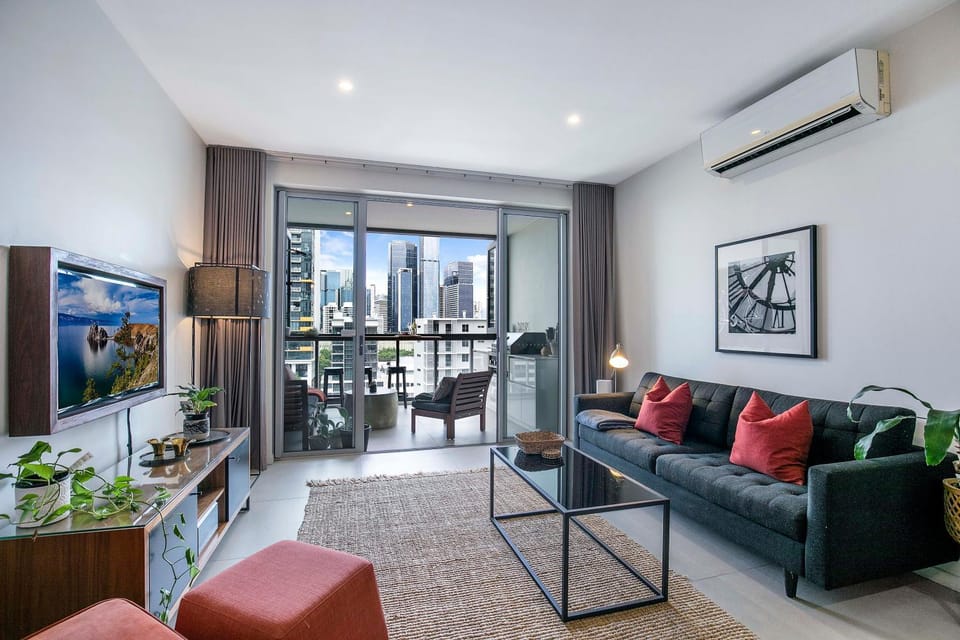 TV and multimedia, View (from property/room), Living room, Seating area, air conditioner