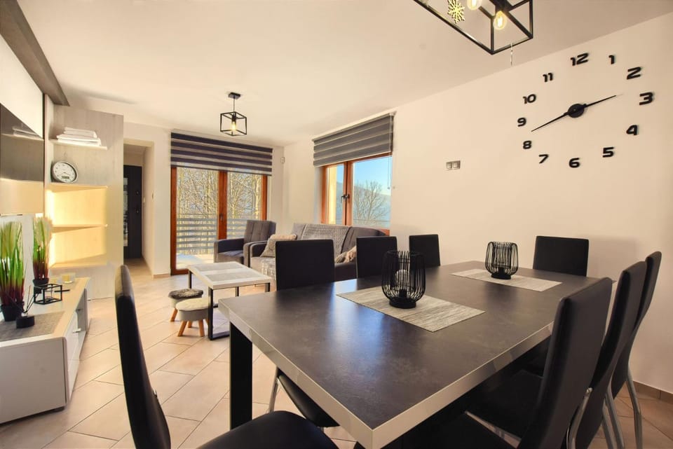 Communal lounge/ TV room, Living room, Seating area, internet