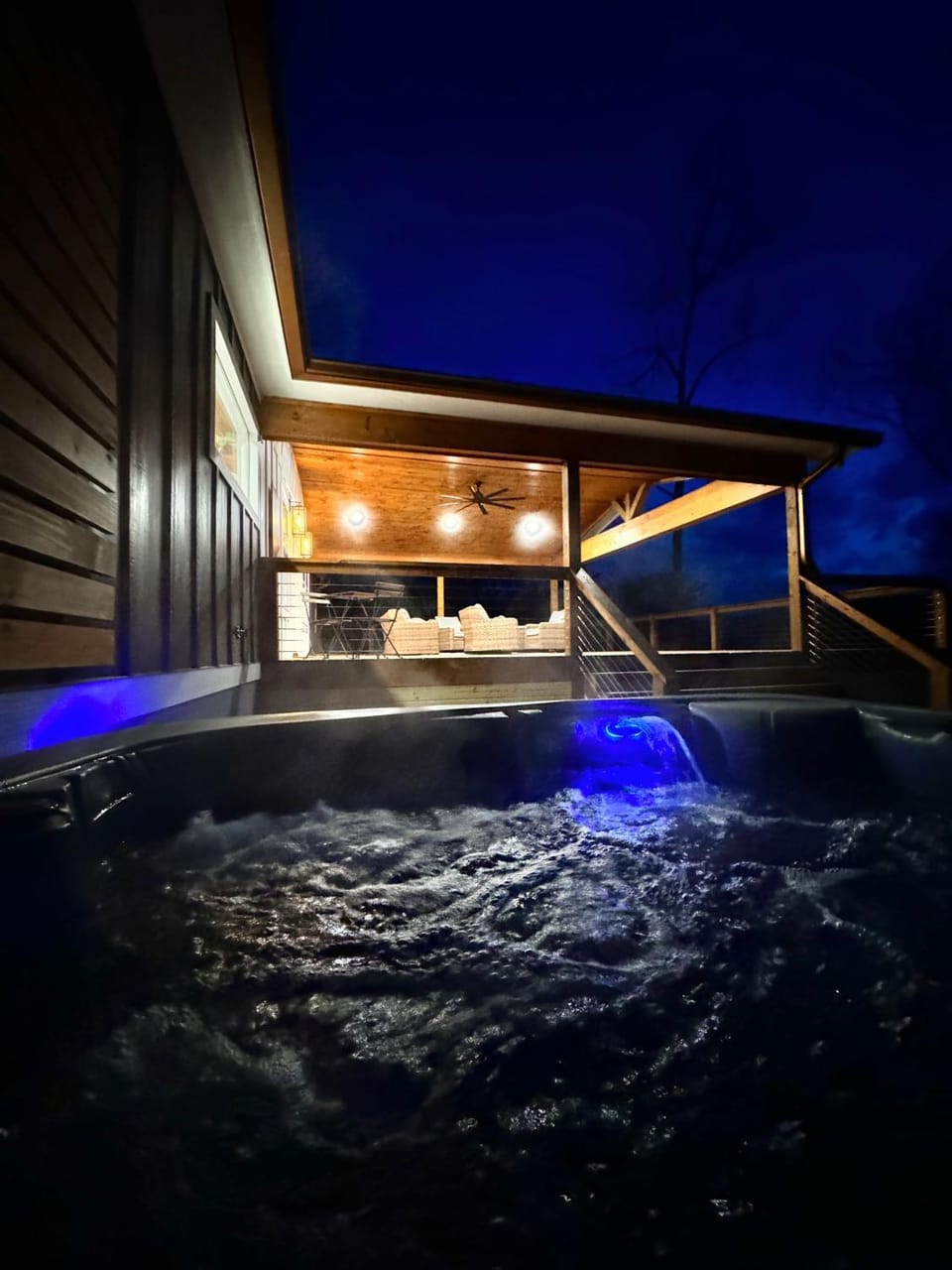 Night, Hot Tub