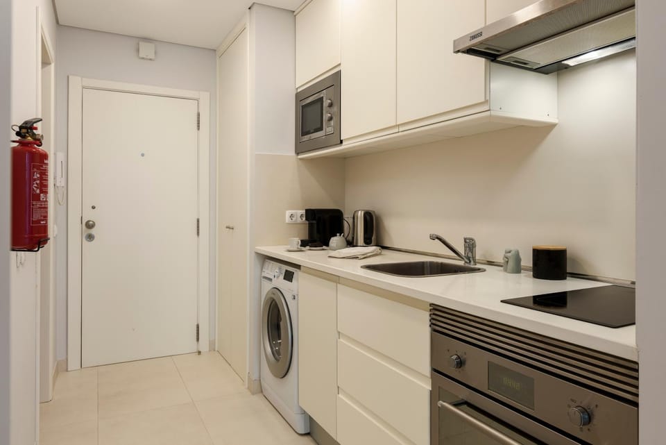 Kitchen or kitchenette, minibar, pet friendly, stove, washing machine