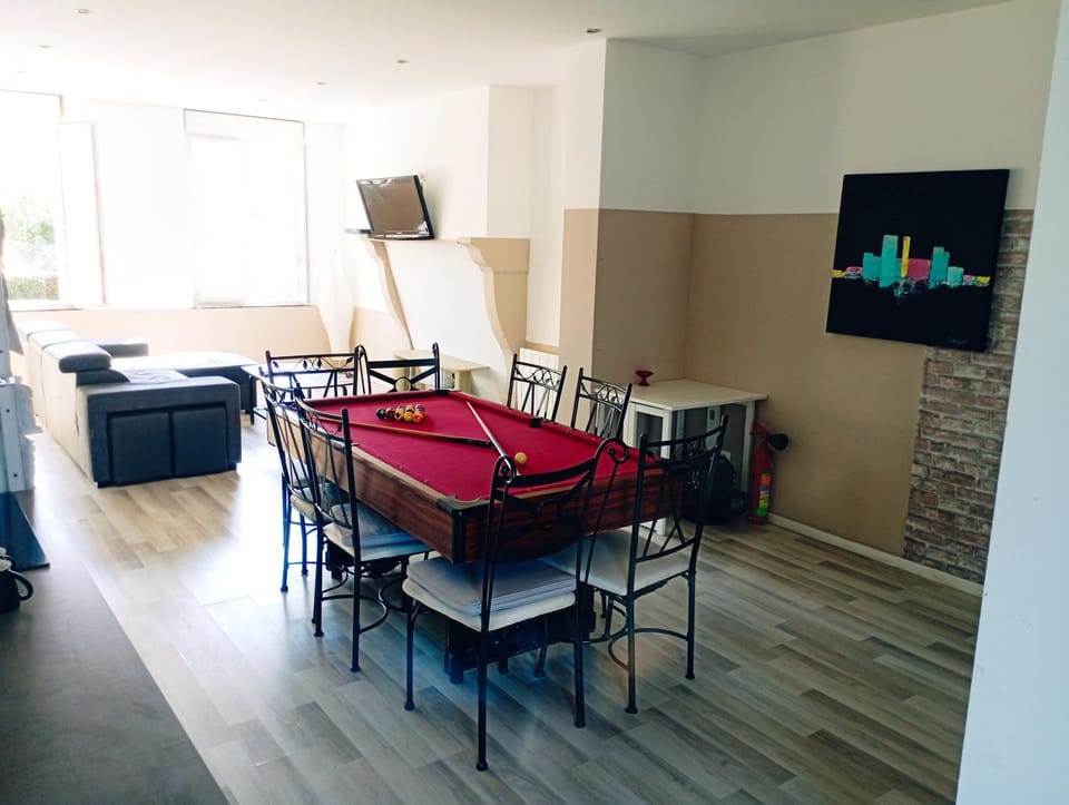 Gîte au calme de la campagne, jardin, billard, parking Apartment in Grand Est