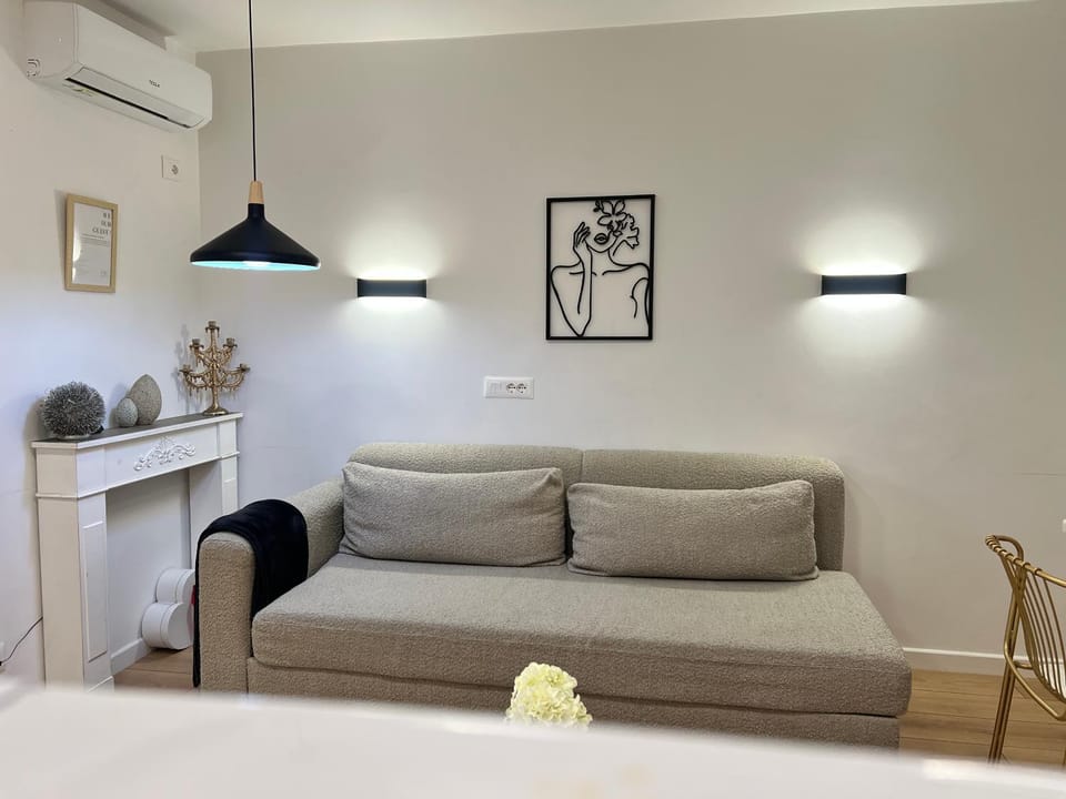 Bllok Scandi Apartments 2 Self -check-in Tirana Apartment in Tirana