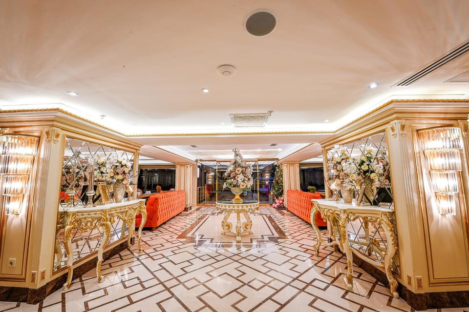 Lobby or reception, furniture