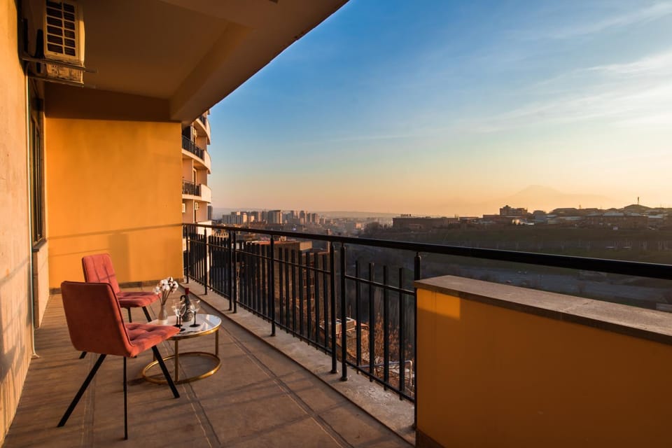 Patio, Day, View (from property/room), Balcony/Terrace