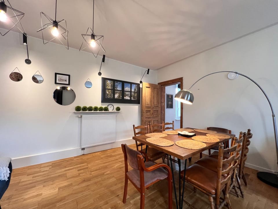TV and multimedia, Dining area