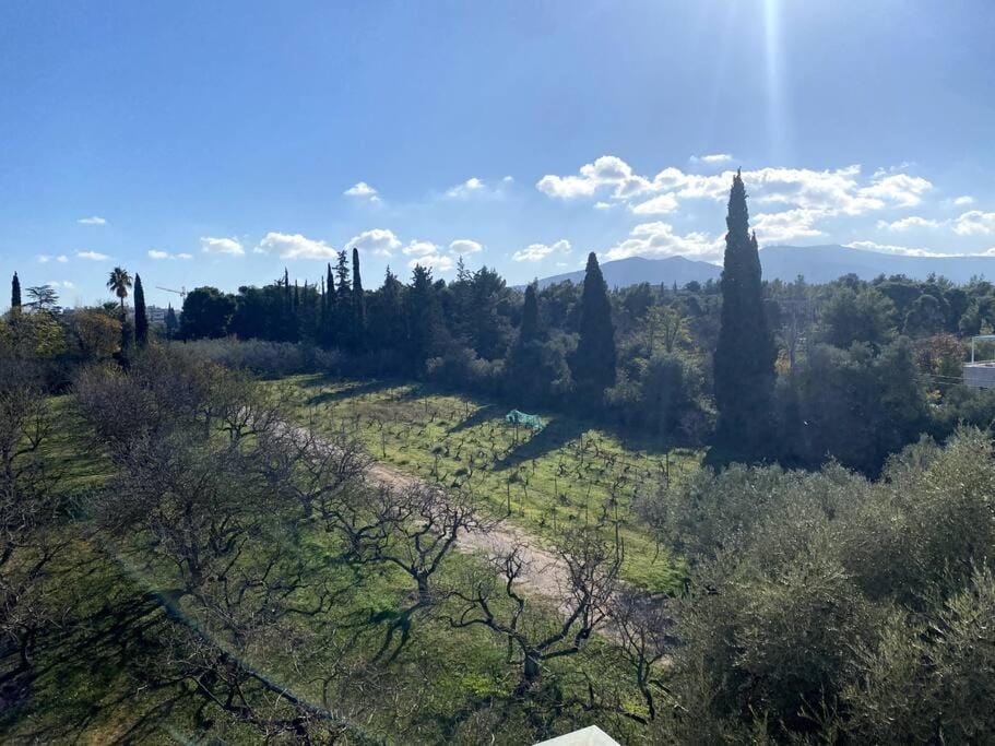 Luxury 4BR with 3 Bathrooms Apartment in Marousi Apartment in Chalandri