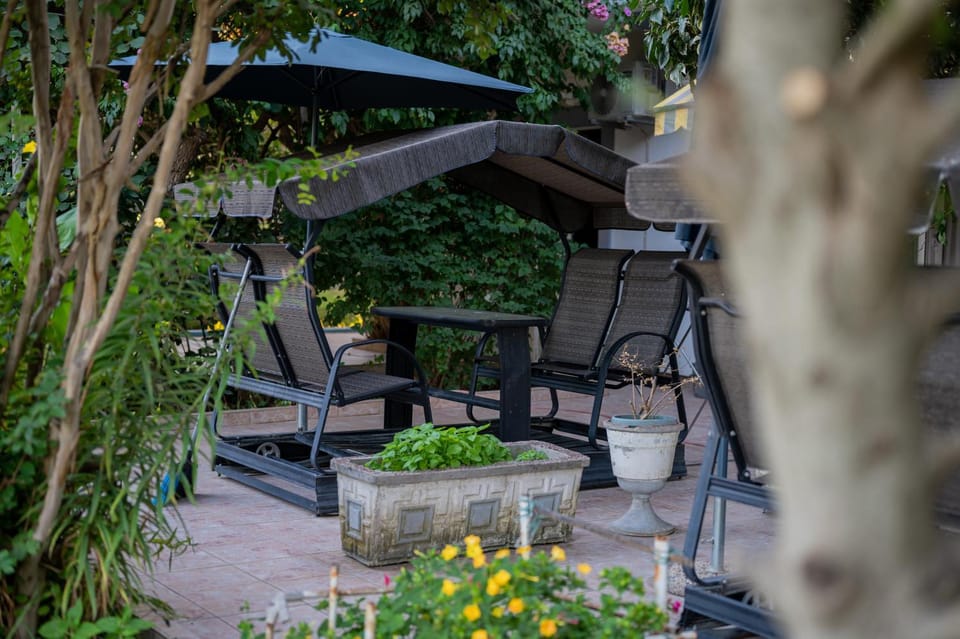 Day, Garden, Balcony/Terrace, Garden view