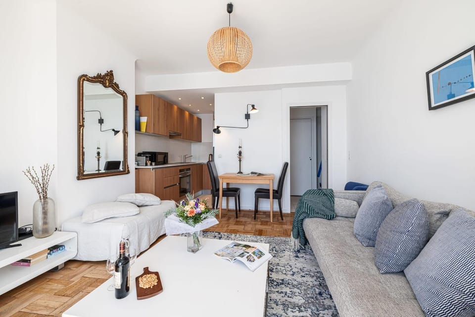 MY CASA - ETAT UNIS 93 INDIGO - Amazing Sea View Aprt with AC Apartment in Nice