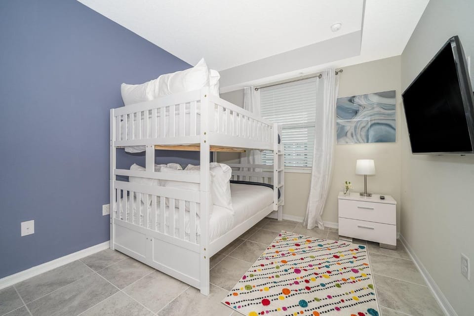 3121-304FR STOREY LAKE, CONDO 2/2 LAKE VIEW Apartment in Kissimmee