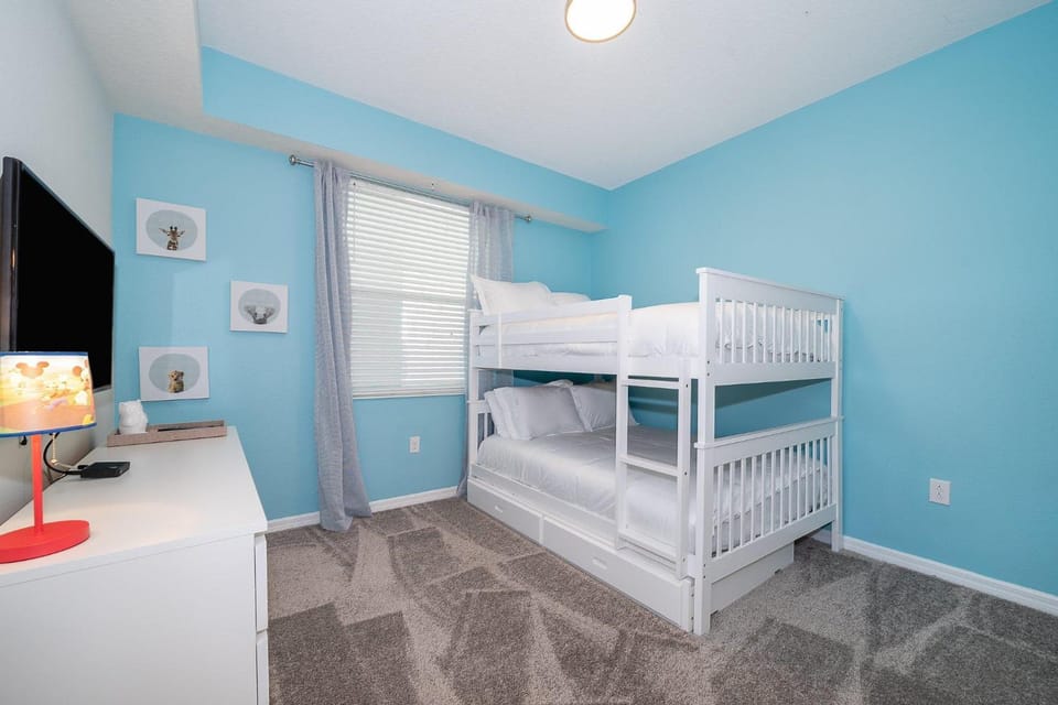 3131-305RA STOREY LAKE, CONDO 2/2 LAKE VIEW Apartment in Kissimmee