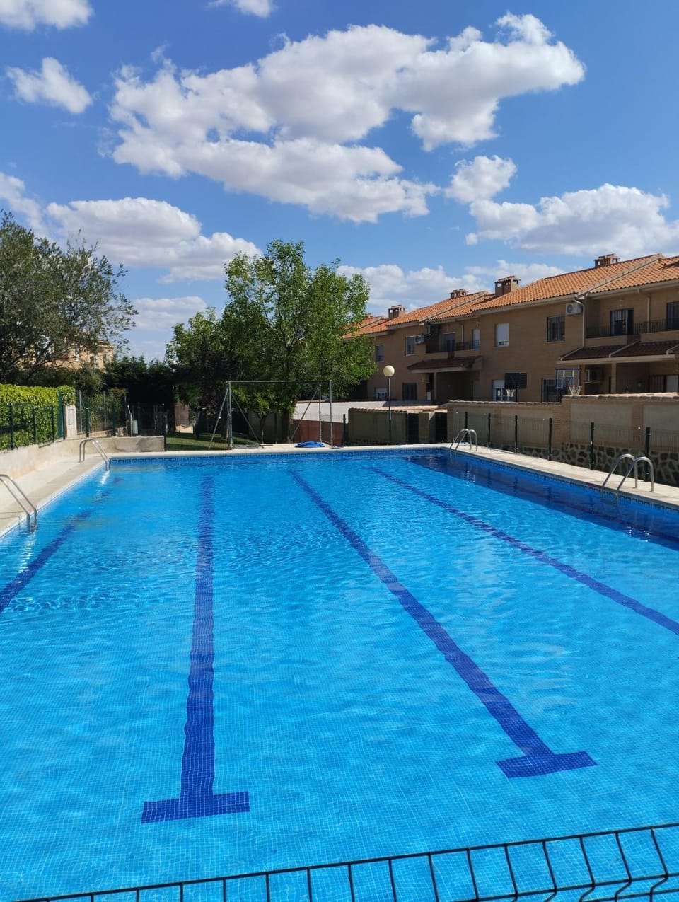Casa con Jardín entre Toledo y Puy du Fou House in Castile-La Mancha