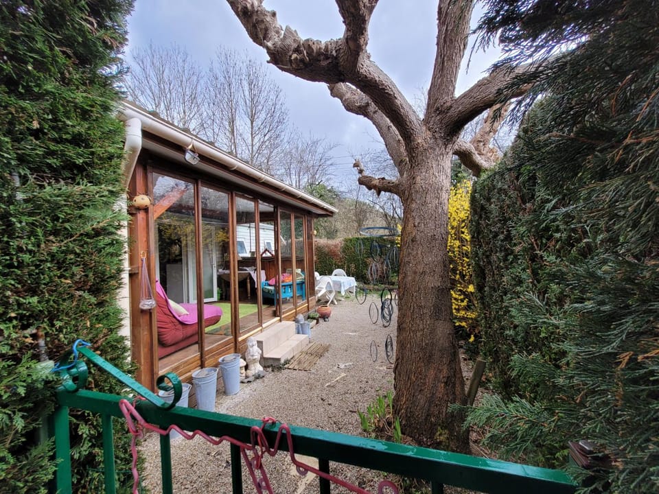 Property building, Spring, Garden