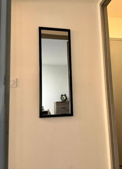 ISVAL Wifi-Hyper Centre Cognac Apartment in Cognac