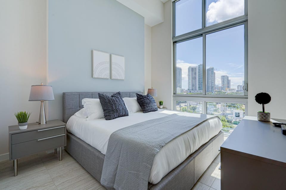 3900-502GJ DESIGN DISTRICT, CONDO 2 BEDROOMS & 2 BATHROOMS Apartment in Miami