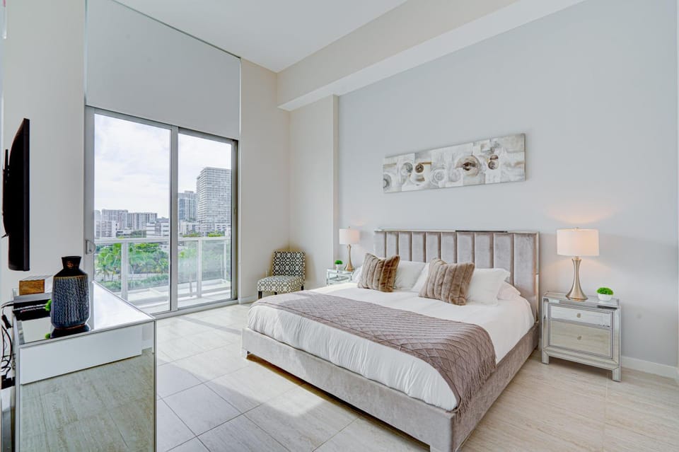 3900-504MQ DESIGN DISTRICT, CONDO 1 BEDROOM & 1 BATHROOM Apartment in Miami
