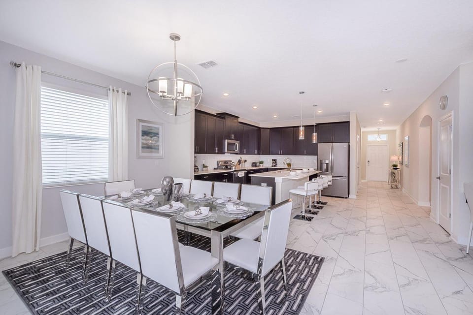 1543JH Villa 6 Beds & 5 Baths with Private Pool-Spa House in Four Corners