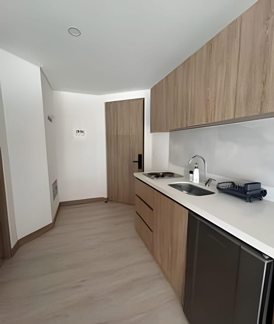 Estudio moderno en Usaquén con ingreso fácil Apartment in Bogota