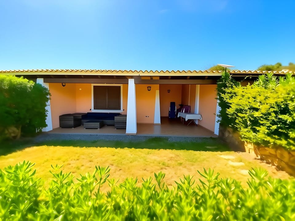 Property building, Spring, Garden, Balcony/Terrace, Balcony/Terrace, Garden view, Entertainment
