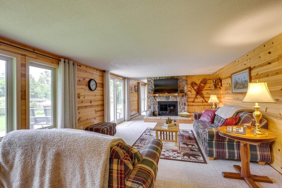 Country Vacation Rental in Mercer at Waterfall! House in Wisconsin