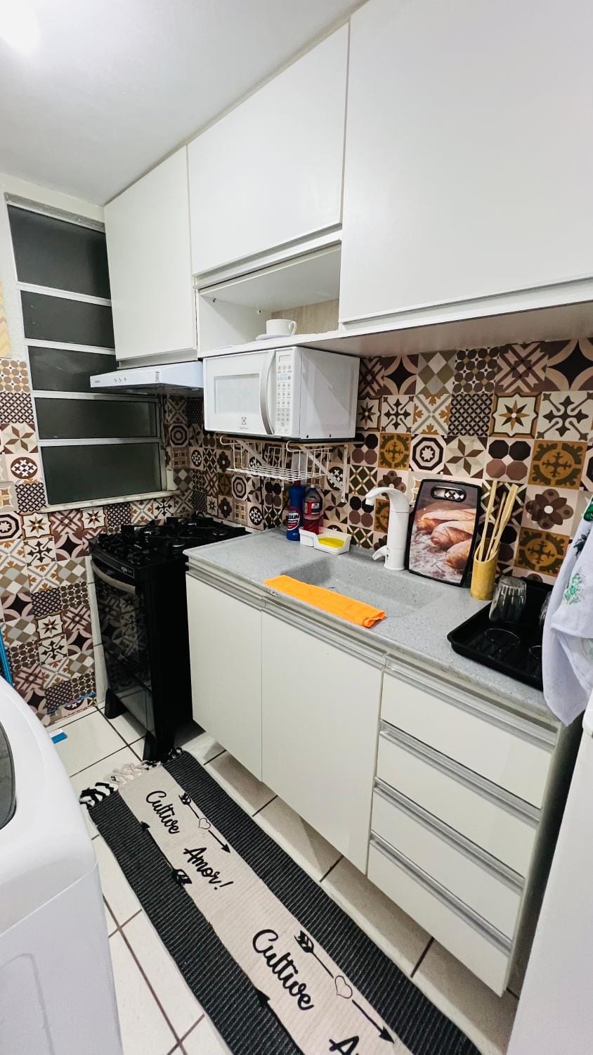 Coffee/tea facilities, Kitchen or kitchenette, oven, stove, toaster