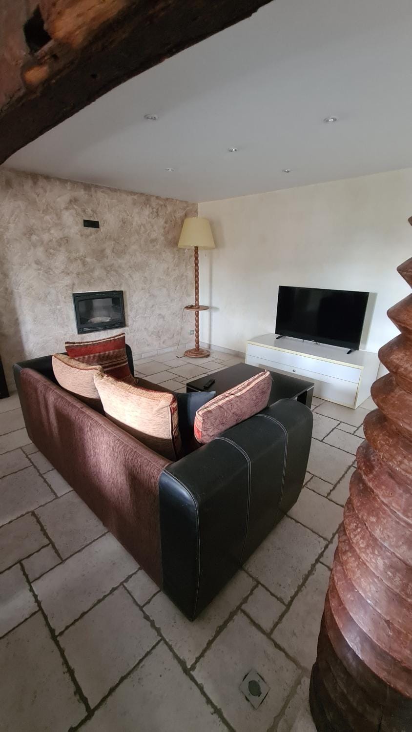 Gite 15 personnes Les Depots House in Auvergne-Rhône-Alpes