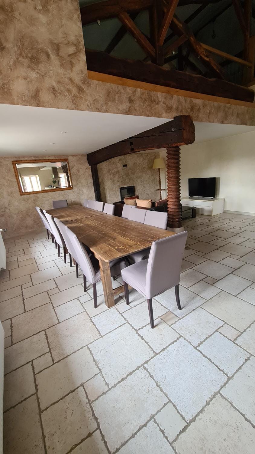 Gite 15 personnes Les Depots House in Auvergne-Rhône-Alpes