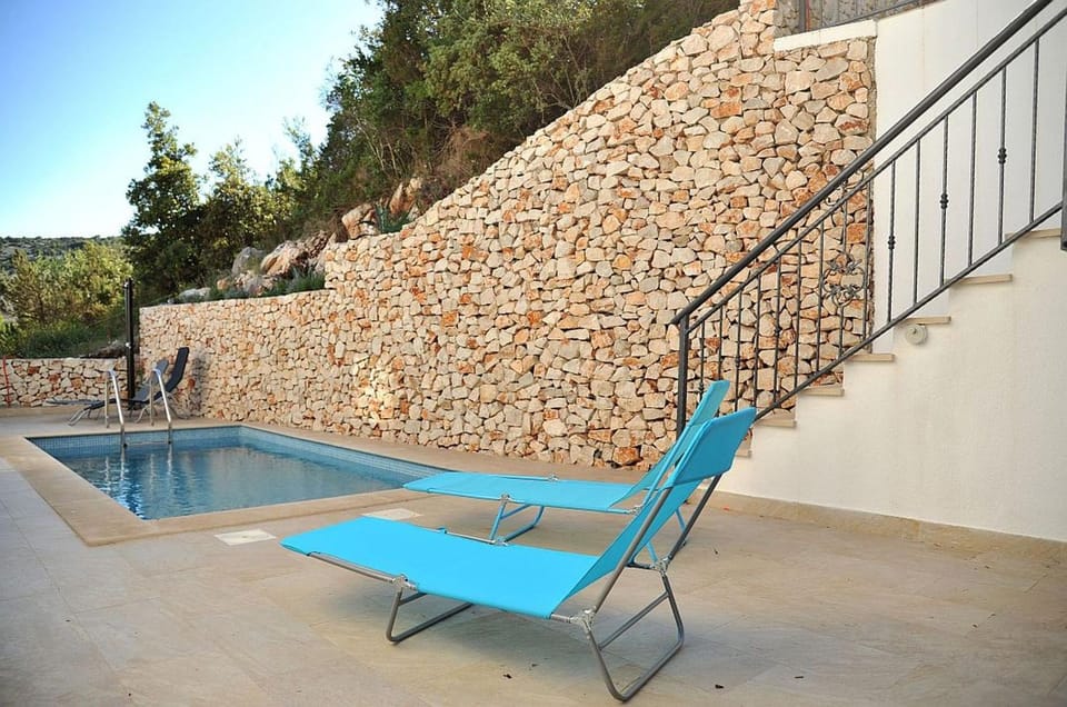 Shower, Other, Swimming pool