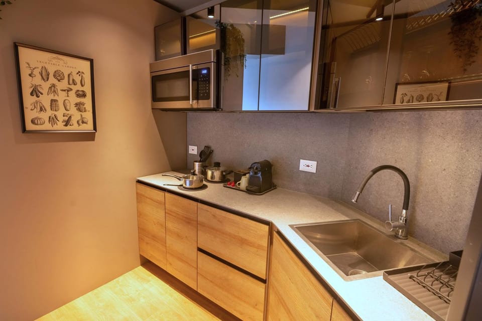 Kitchen or kitchenette