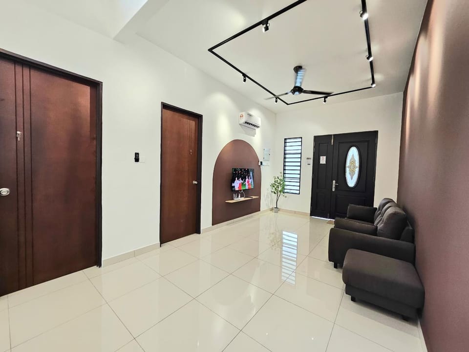 TV and multimedia, Living room, Seating area, fireplace, air conditioner