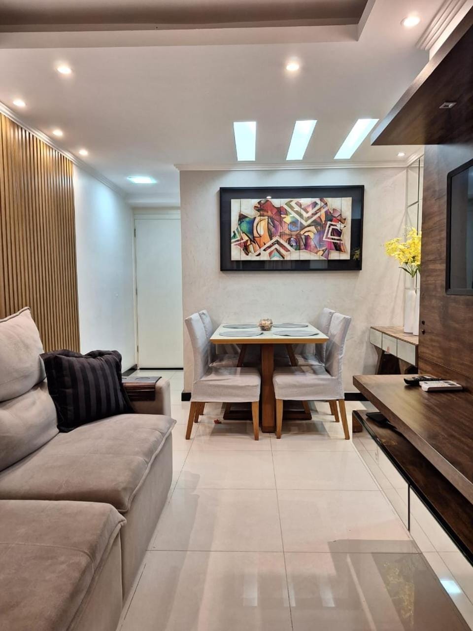 TV and multimedia, Living room, Dining area