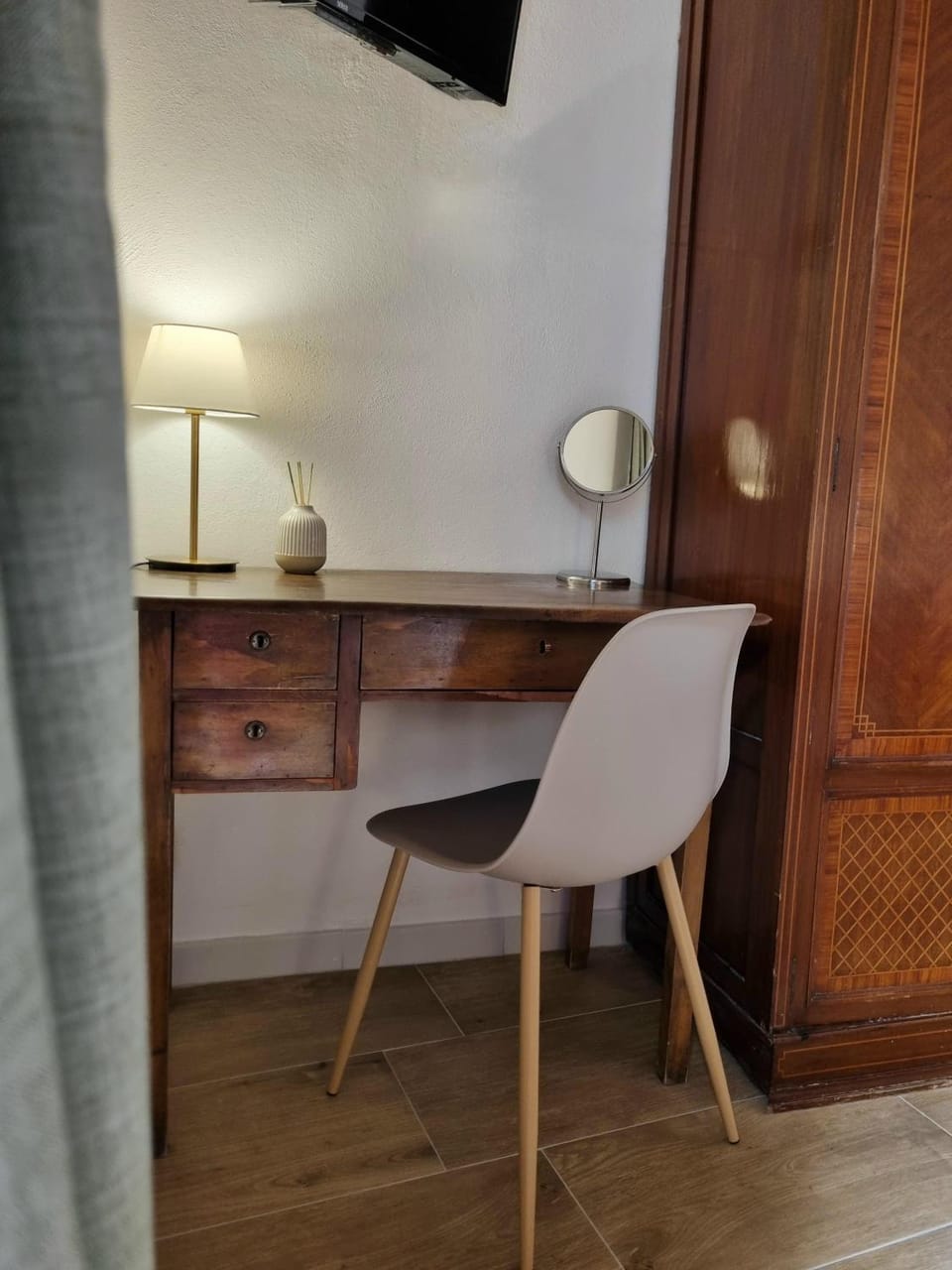 Seating area, hair dresser