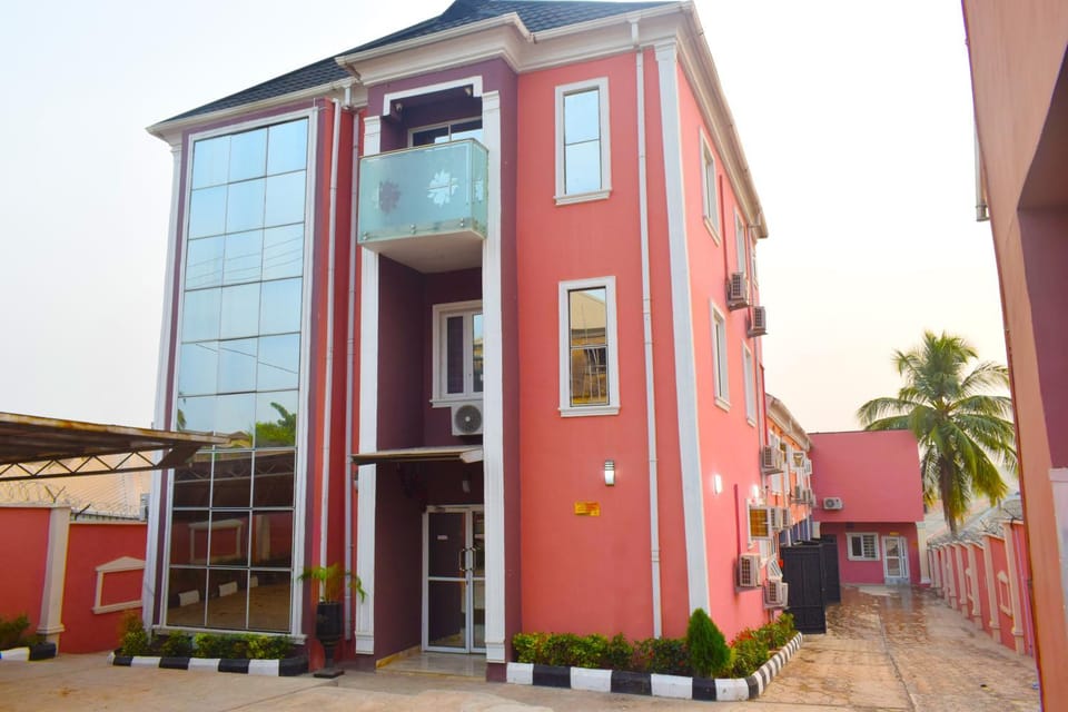 Property building, Day