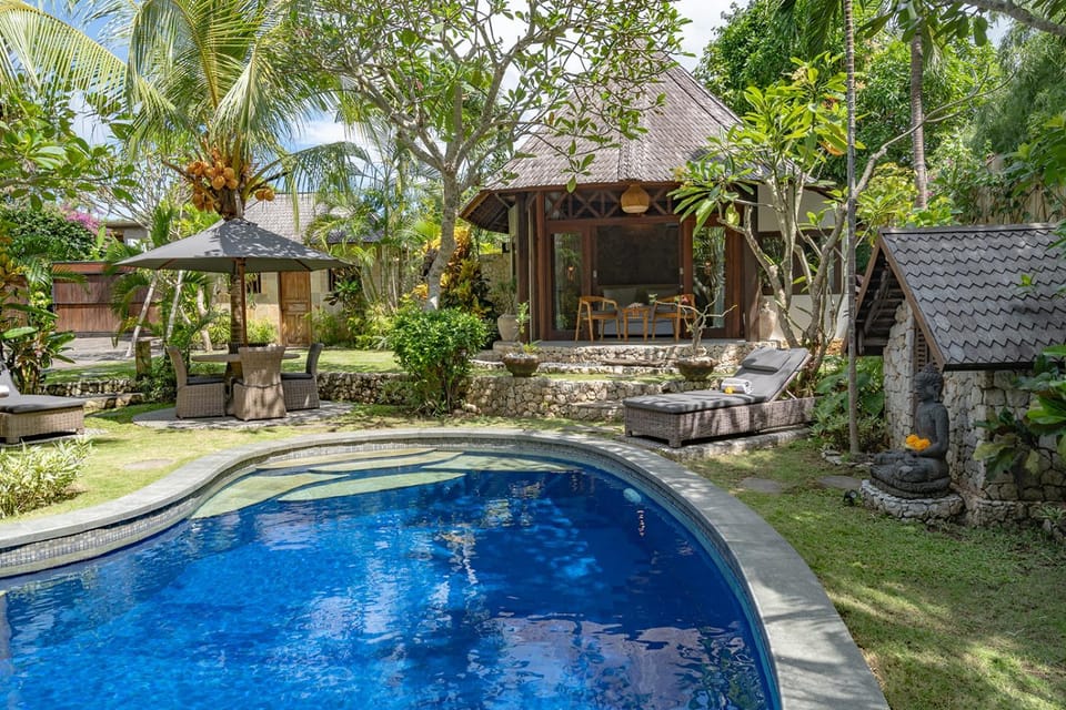 The Retreat Private Villa Bingin Beach Villa in Bali