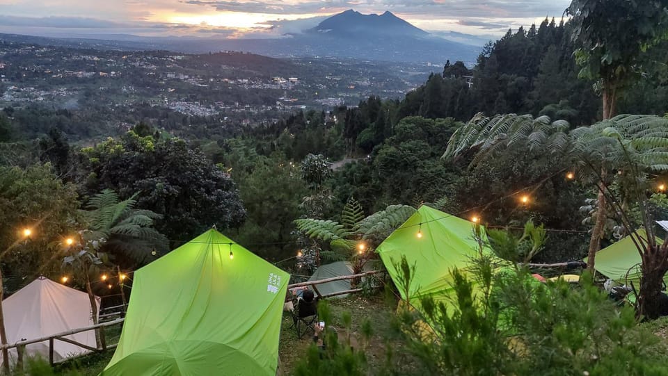 ZOYA HILLS Luxury tent in Cisarua