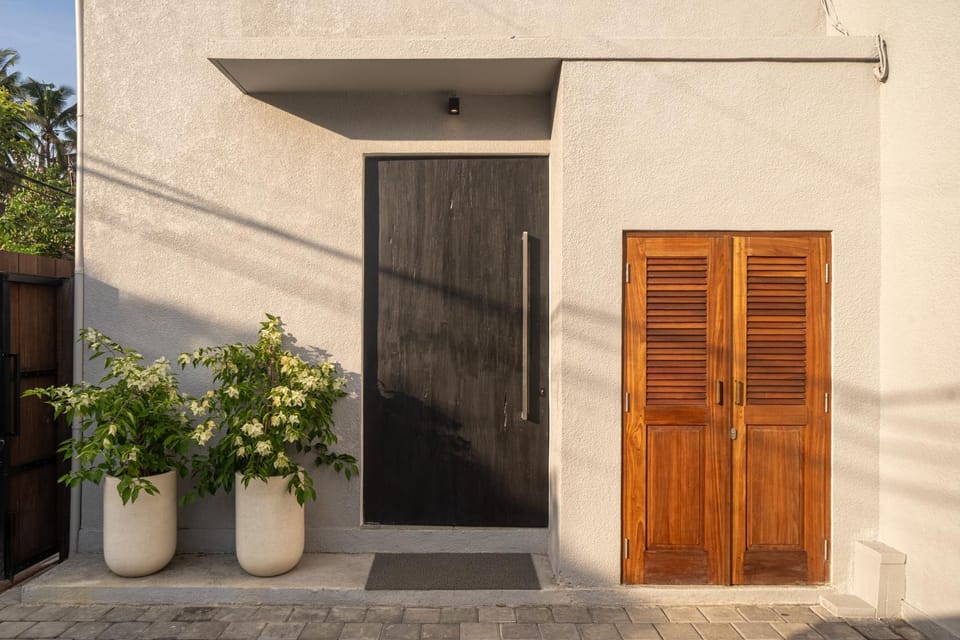 Facade/entrance