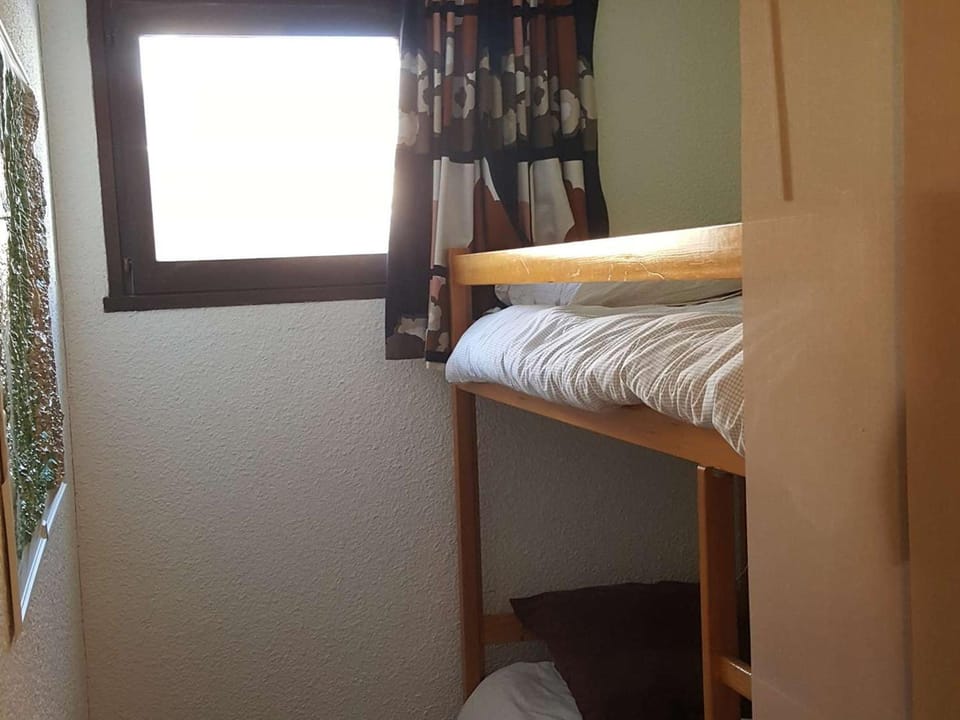 2 pièces cabine 6 pers, balcon sud - Alpe d'Huez - FR-1-405-349 Cabin in Huez